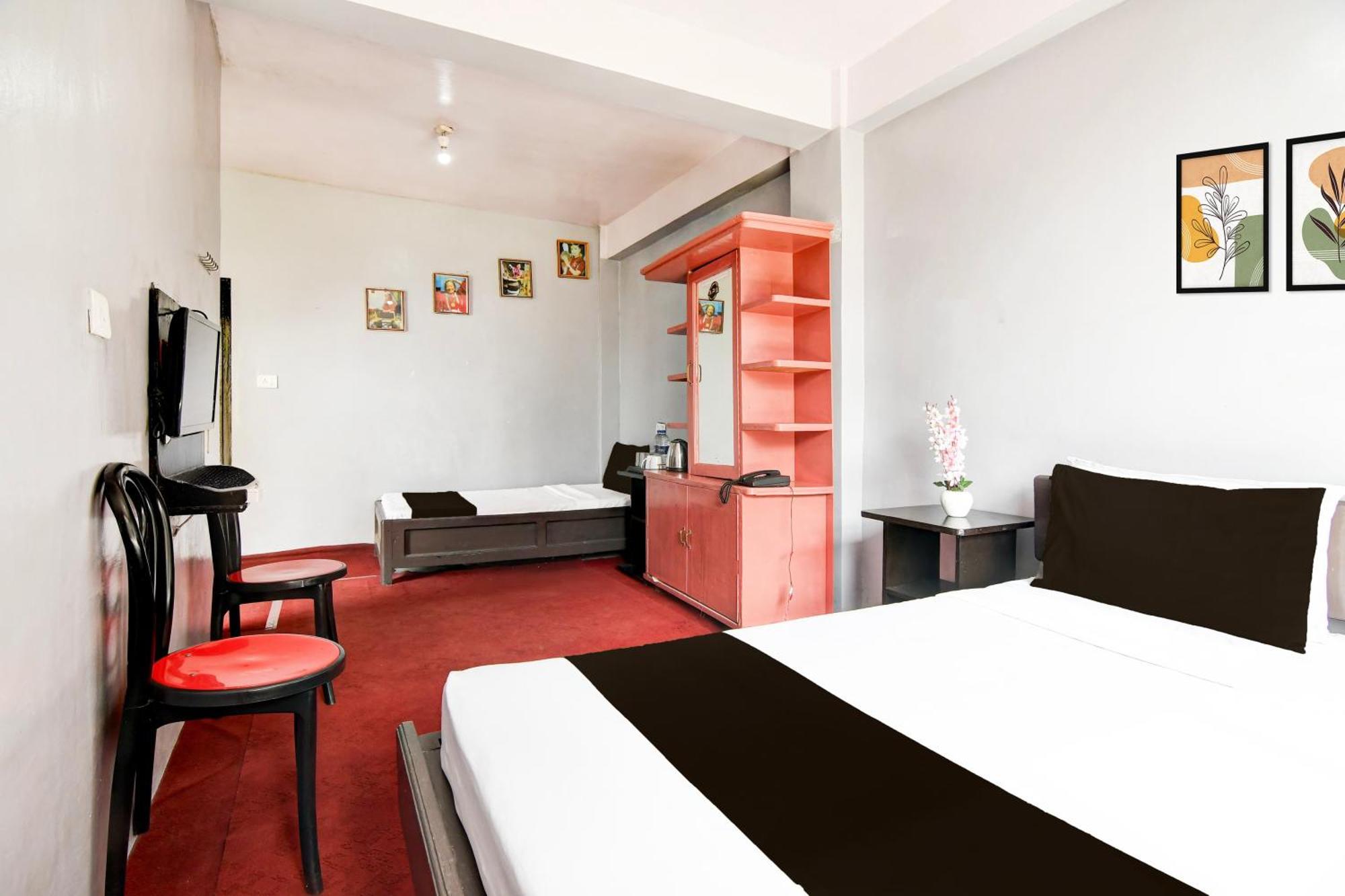 Super Hotel O Ghoom Formerly Aps Homestay Ghum Εξωτερικό φωτογραφία